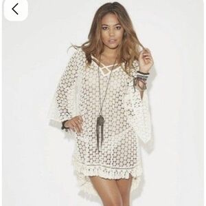 GYPSY JUNKIES Crochet Top Cover-Up (S/M)